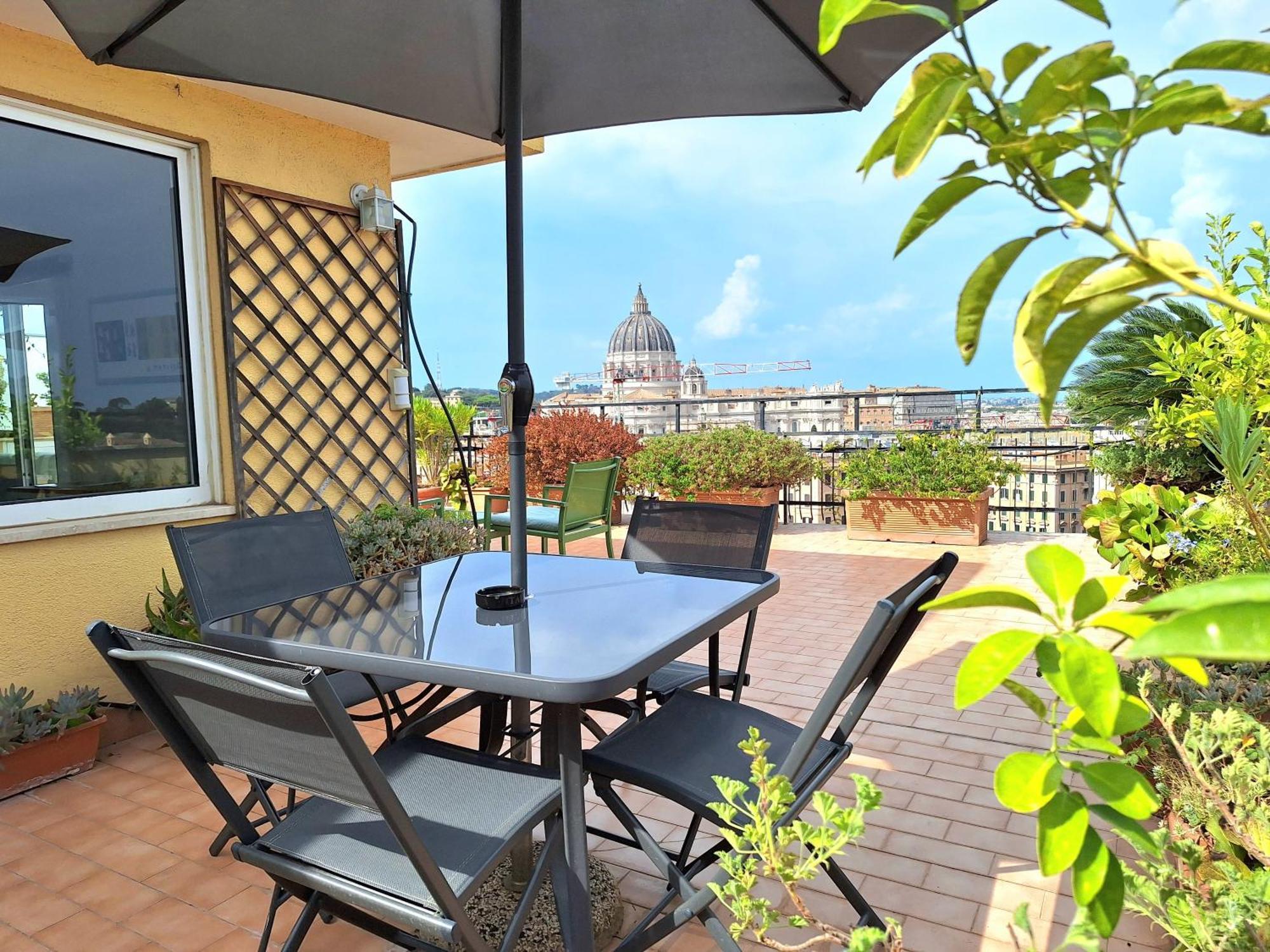 Delmirani'S Book Apartments - Vatican View Roma Ngoại thất bức ảnh