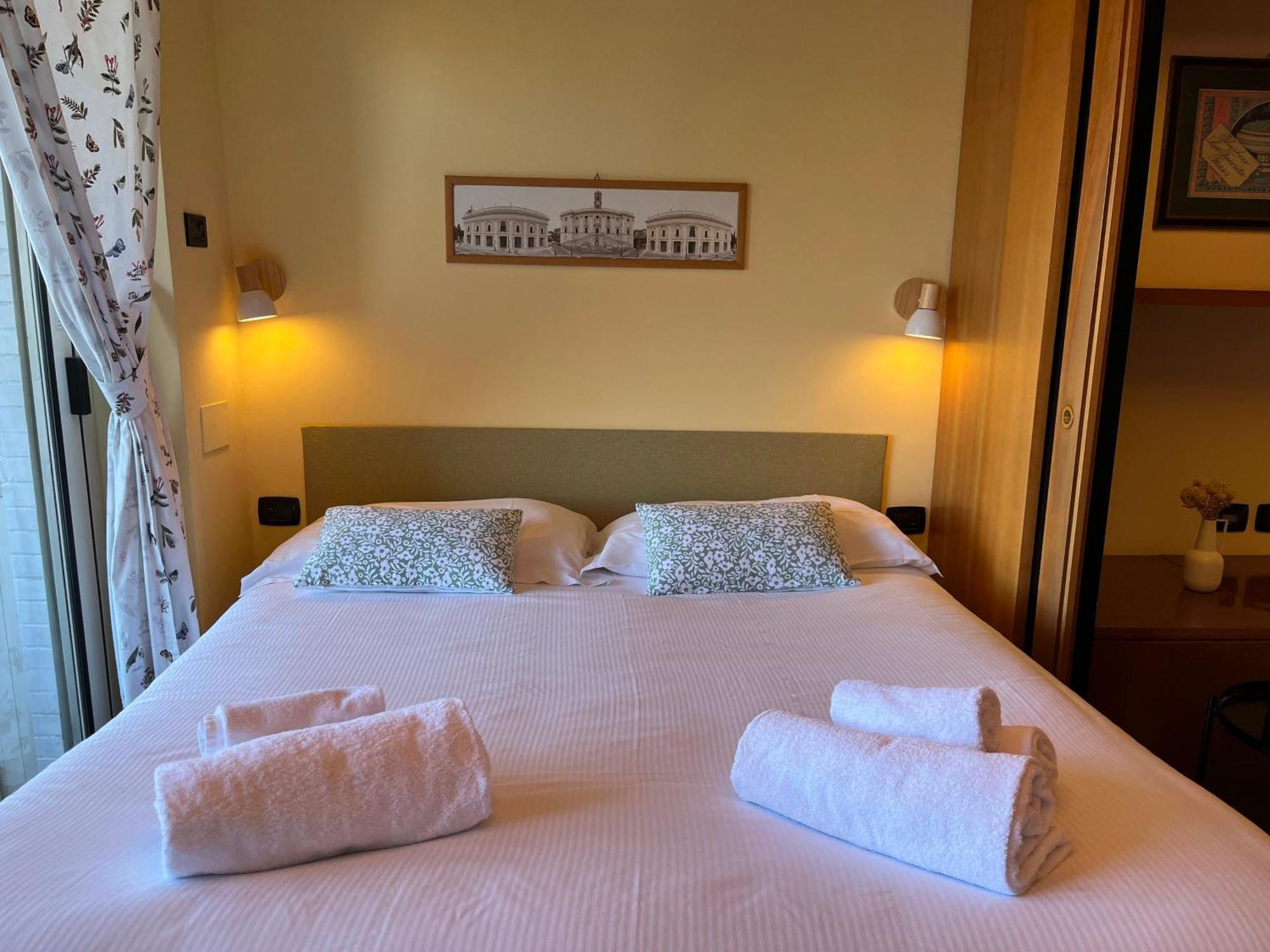 Delmirani'S Book Apartments - Vatican View Roma Ngoại thất bức ảnh